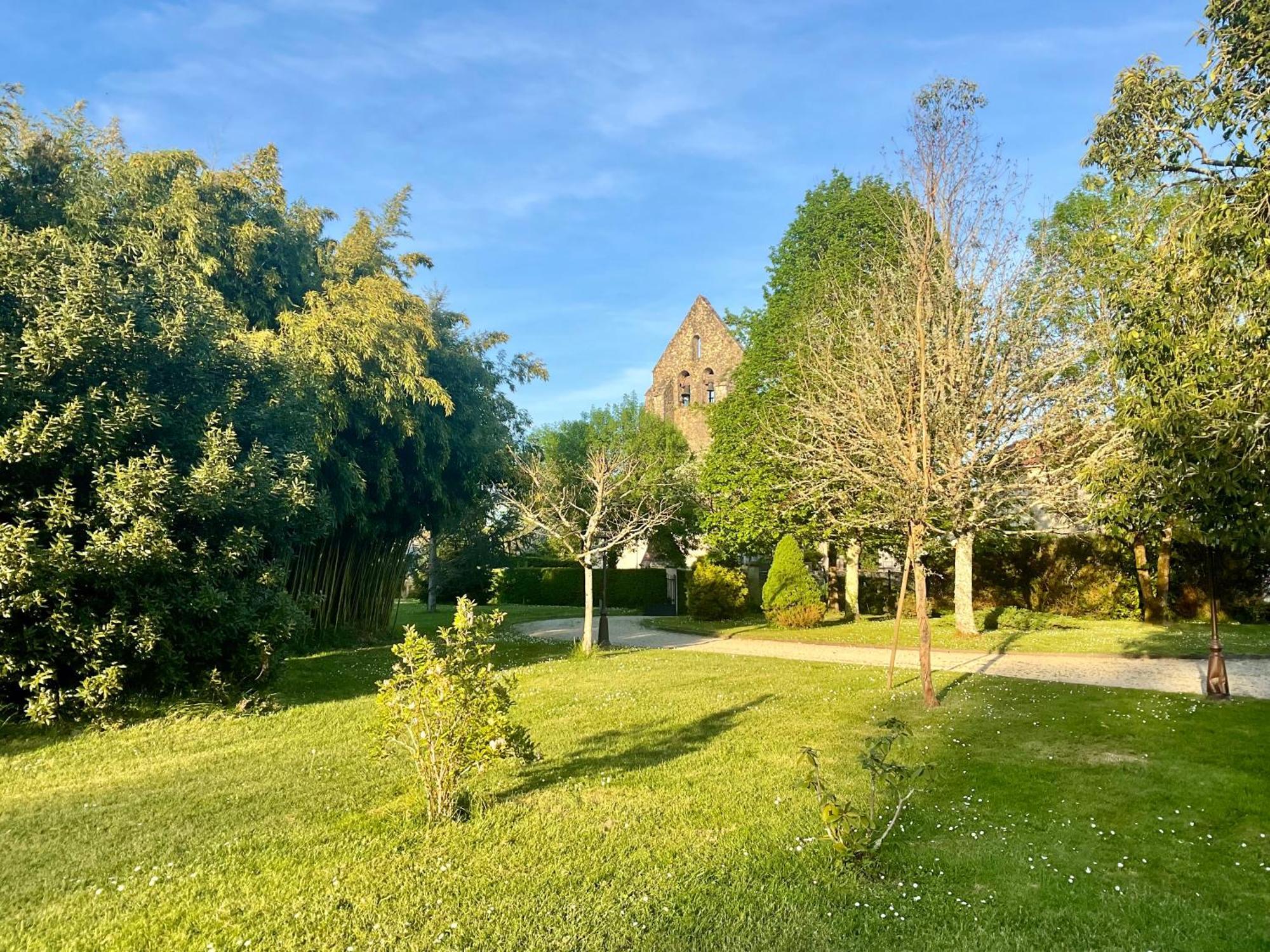 Le Clos Du Benestar Holiday home